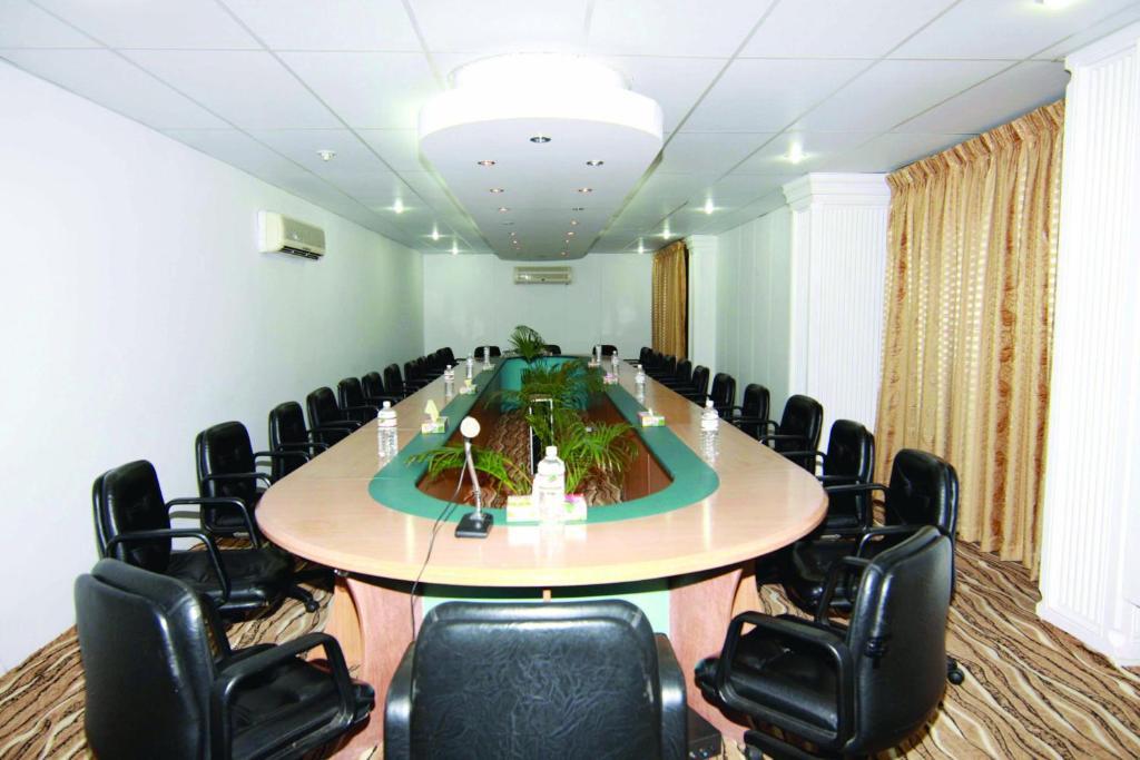 Amazon Lilly Lake View Residence Dhaka Extérieur photo